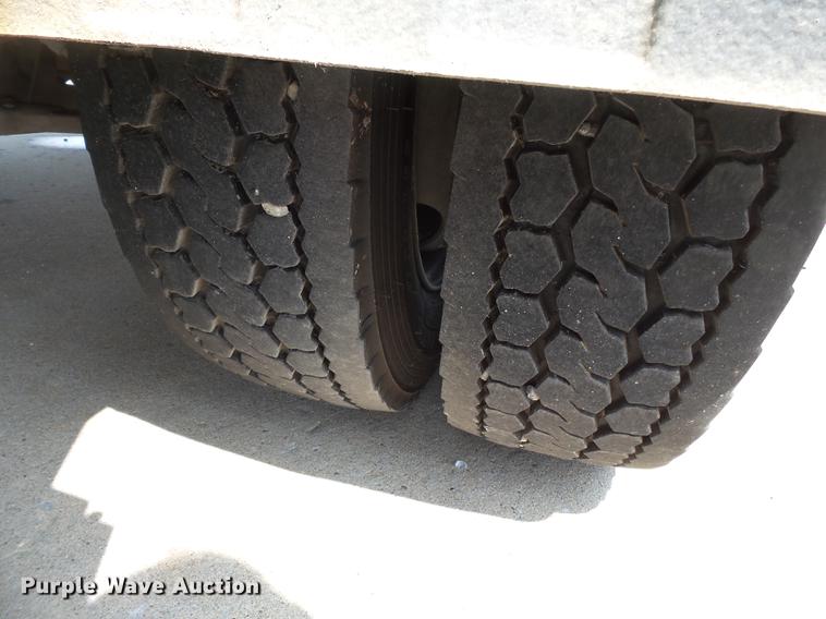 image for item DB7109 2009 Chevrolet C4500 refuse truck