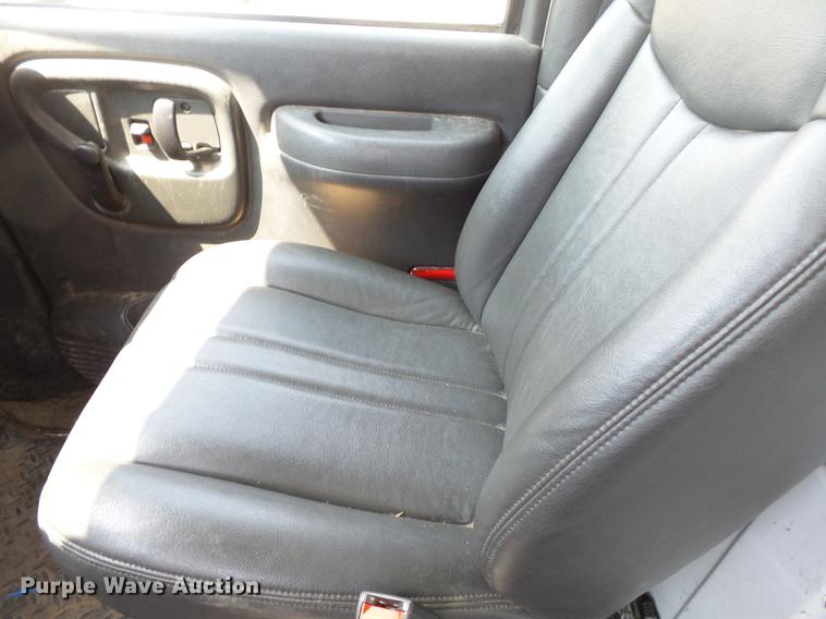 image for item DB7109 2009 Chevrolet C4500 refuse truck