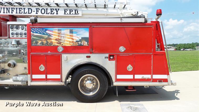 image for item DD7250 1988 Mack CF688FC fire truck