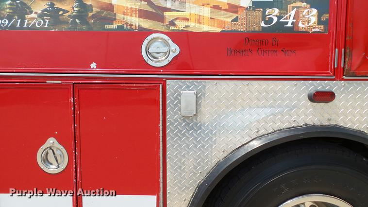 image for item DD7250 1988 Mack CF688FC fire truck