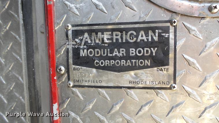 image for item DD7250 1988 Mack CF688FC fire truck