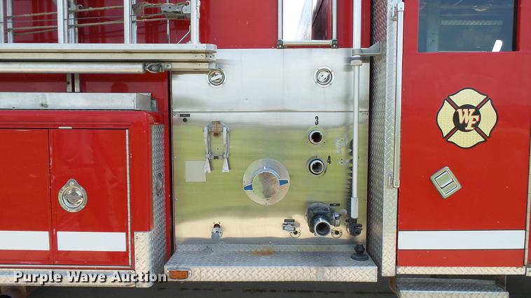 image for item DD7250 1988 Mack CF688FC fire truck