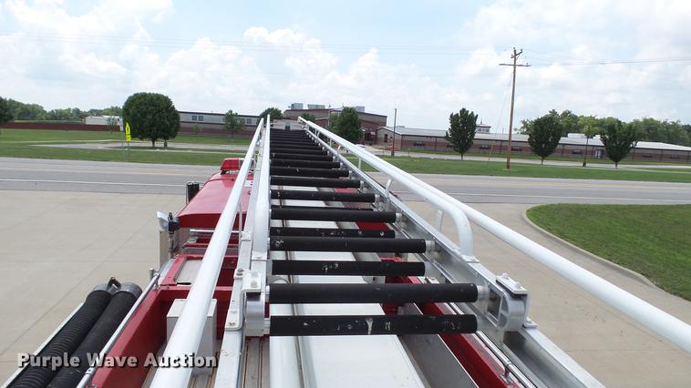 image for item DD7250 1988 Mack CF688FC fire truck