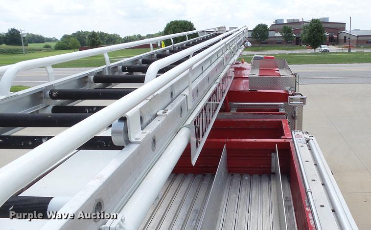 image for item DD7250 1988 Mack CF688FC fire truck