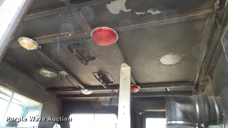 image for item DD7250 1988 Mack CF688FC fire truck