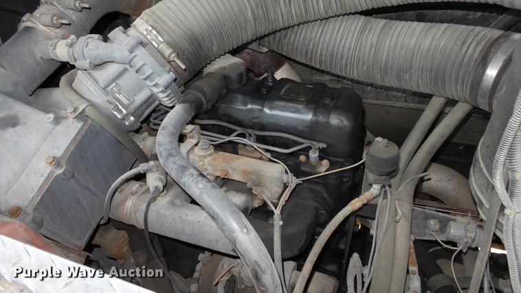 image for item DD7250 1988 Mack CF688FC fire truck