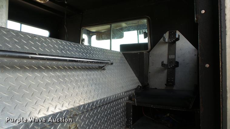 image for item DD7250 1988 Mack CF688FC fire truck