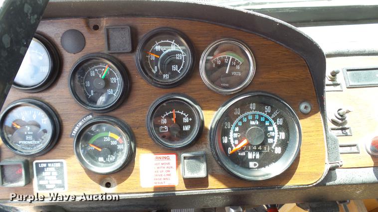 image for item DD7250 1988 Mack CF688FC fire truck