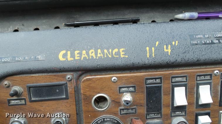 image for item DD7250 1988 Mack CF688FC fire truck