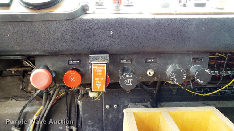 image for item DD7250 1988 Mack CF688FC fire truck