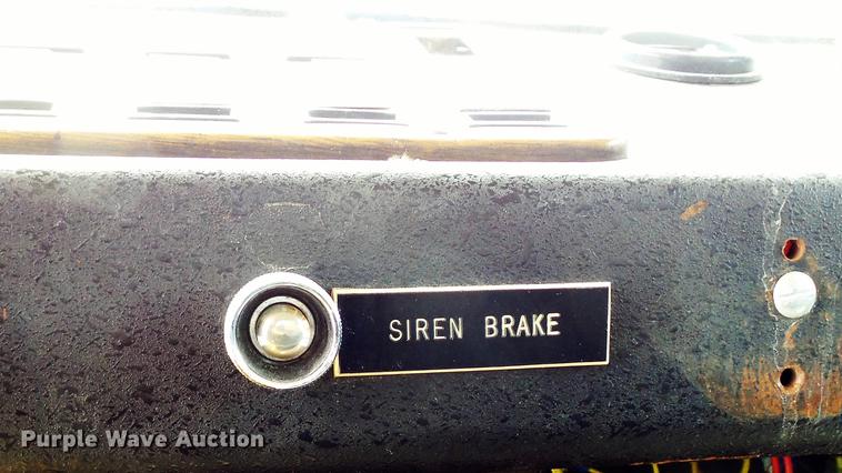 image for item DD7250 1988 Mack CF688FC fire truck