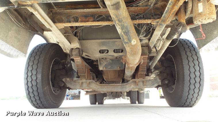 image for item DD7250 1988 Mack CF688FC fire truck