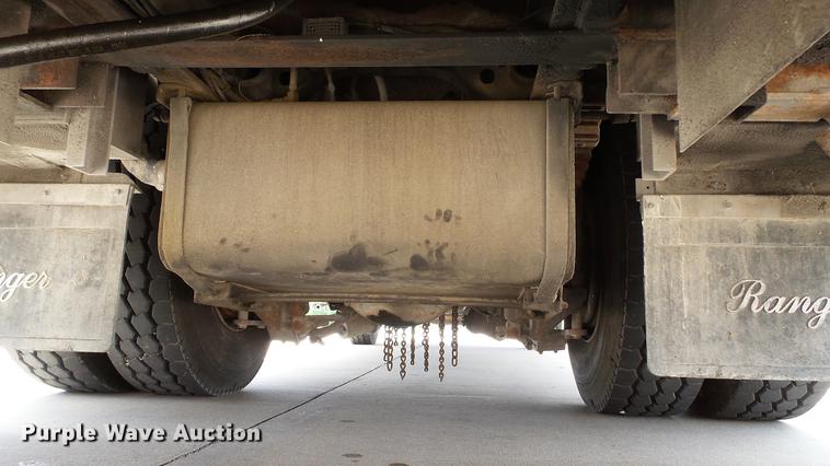 image for item DD7250 1988 Mack CF688FC fire truck