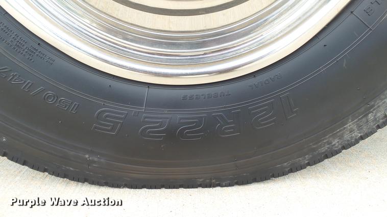 image for item DD7250 1988 Mack CF688FC fire truck