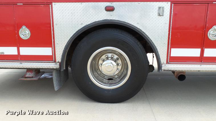 image for item DD7250 1988 Mack CF688FC fire truck