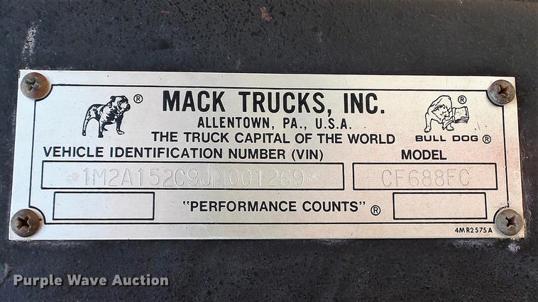 image for item DD7250 1988 Mack CF688FC fire truck