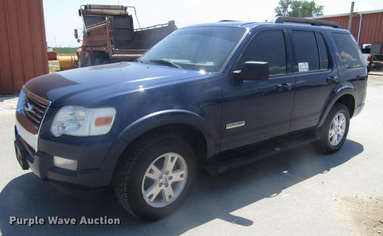image for item DD7509 2007 Ford Explorer XLT SUV