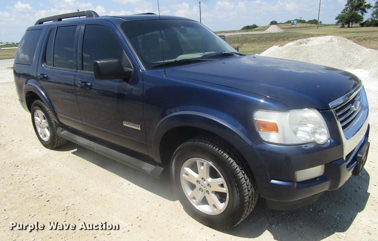 image for item DD7509 2007 Ford Explorer XLT SUV
