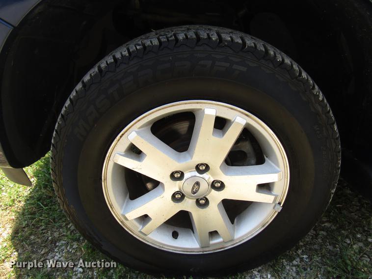 image for item DD7509 2007 Ford Explorer XLT SUV