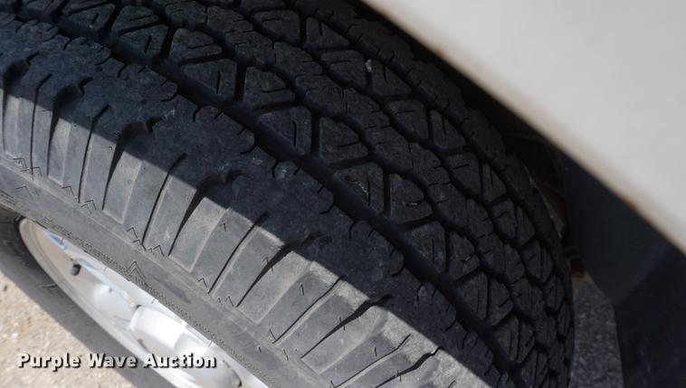 image for item DD7709 2005 Ford Explorer XLT SUV