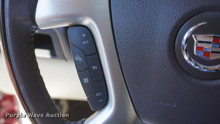 image for item DD7748 2013 Cadillac Escalade SUV