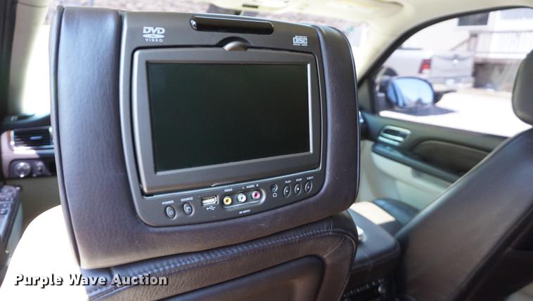 image for item DD7748 2013 Cadillac Escalade SUV