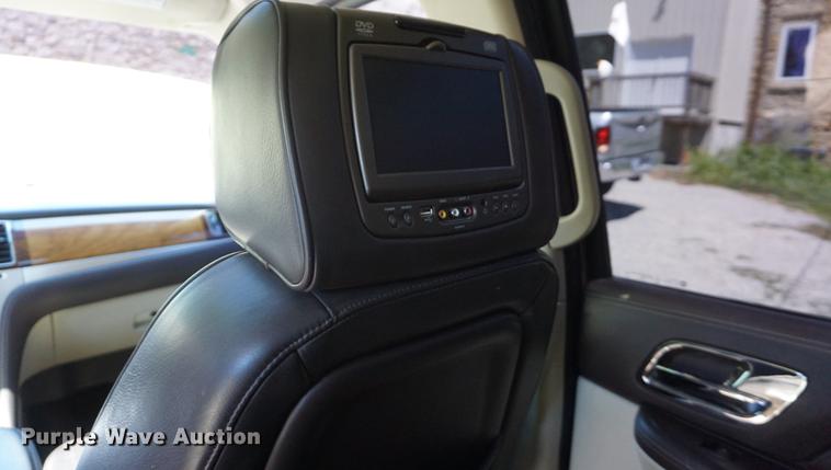 image for item DD7748 2013 Cadillac Escalade SUV