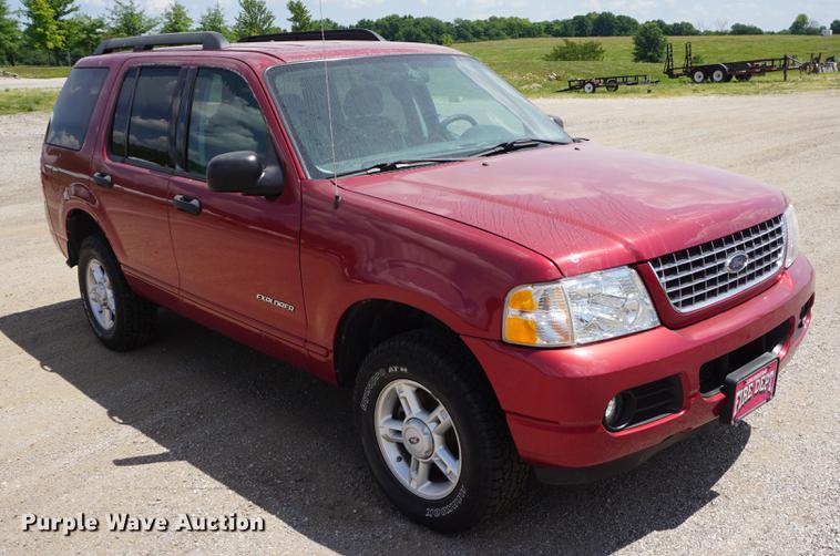 image for item DD7754 2005 Ford Explorer SUV