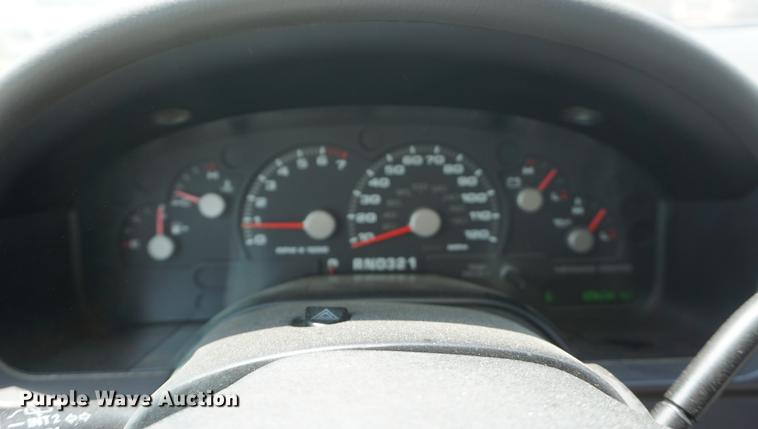 image for item DD7754 2005 Ford Explorer SUV