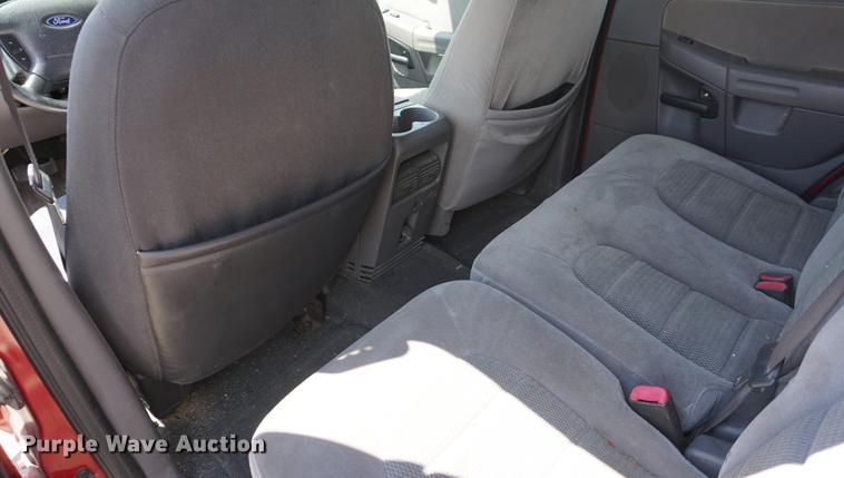 image for item DD7754 2005 Ford Explorer SUV