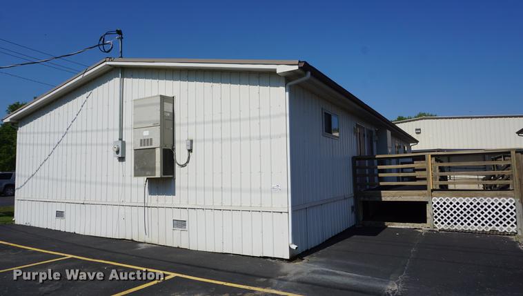 image for item DD7756 1995 modular classroom