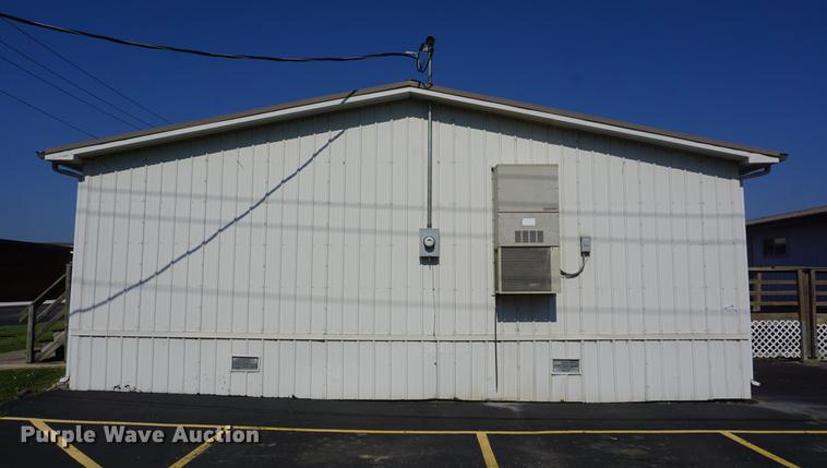 image for item DD7756 1995 modular classroom