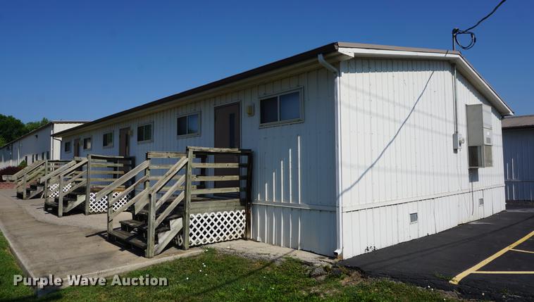 image for item DD7756 1995 modular classroom