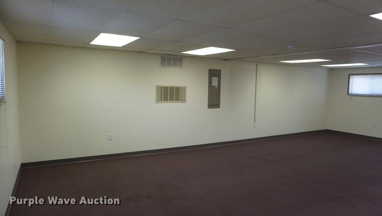 image for item DD7756 1995 modular classroom