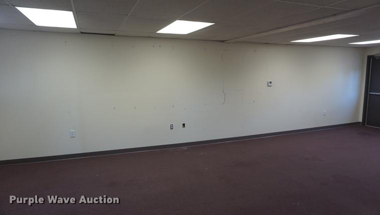 image for item DD7756 1995 modular classroom