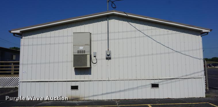 image for item DD7757 1995 modular classroom