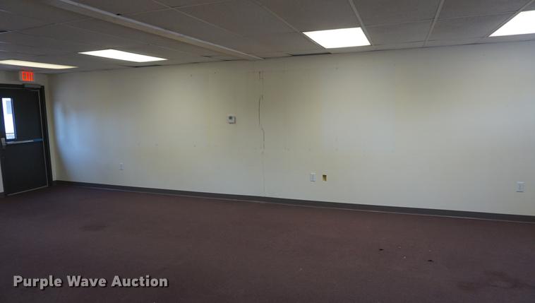 image for item DD7757 1995 modular classroom