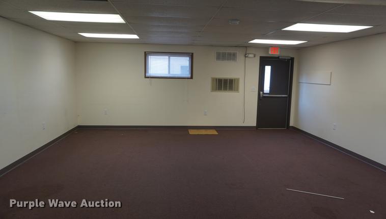 image for item DD7757 1995 modular classroom