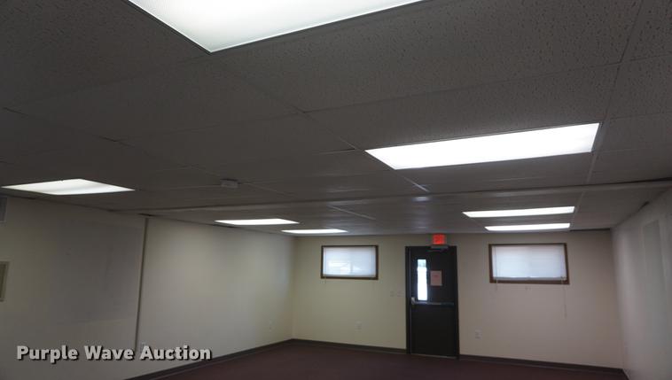 image for item DD7757 1995 modular classroom