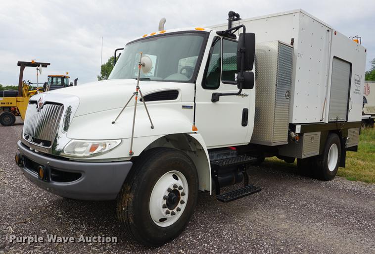 image for item DD7779 2008 International DuraStar 4400 sewer rodder truck