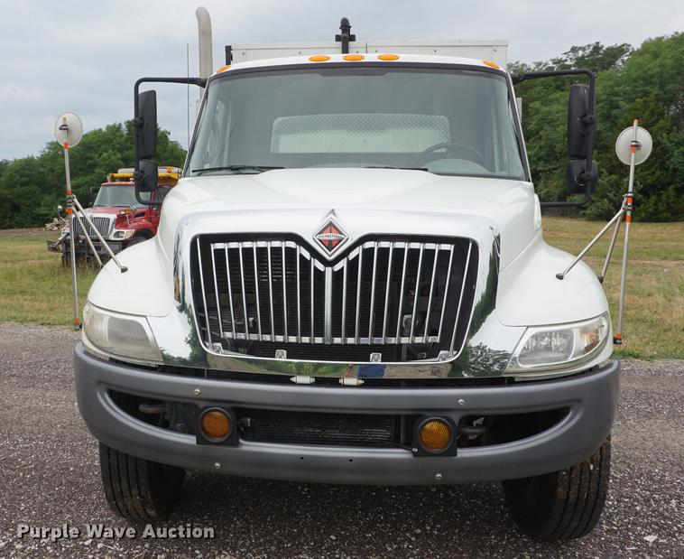 image for item DD7779 2008 International DuraStar 4400 sewer rodder truck