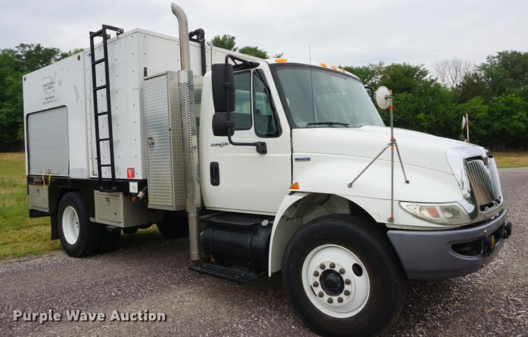 image for item DD7779 2008 International DuraStar 4400 sewer rodder truck