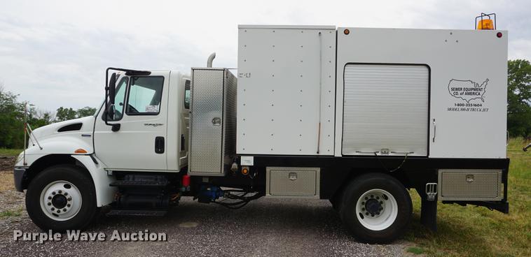 image for item DD7779 2008 International DuraStar 4400 sewer rodder truck