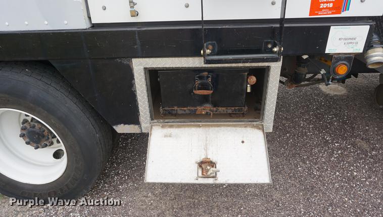 image for item DD7779 2008 International DuraStar 4400 sewer rodder truck