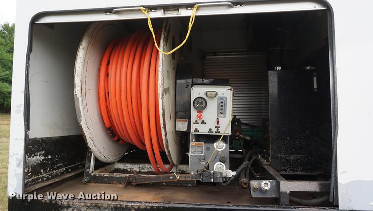 image for item DD7779 2008 International DuraStar 4400 sewer rodder truck