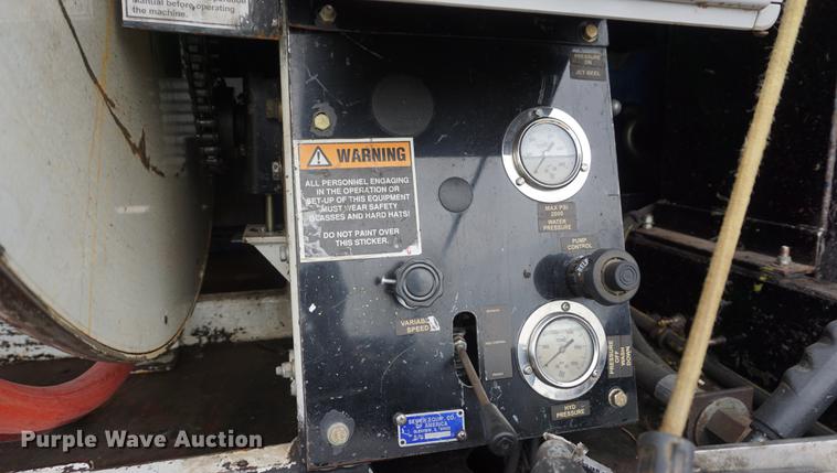 image for item DD7779 2008 International DuraStar 4400 sewer rodder truck