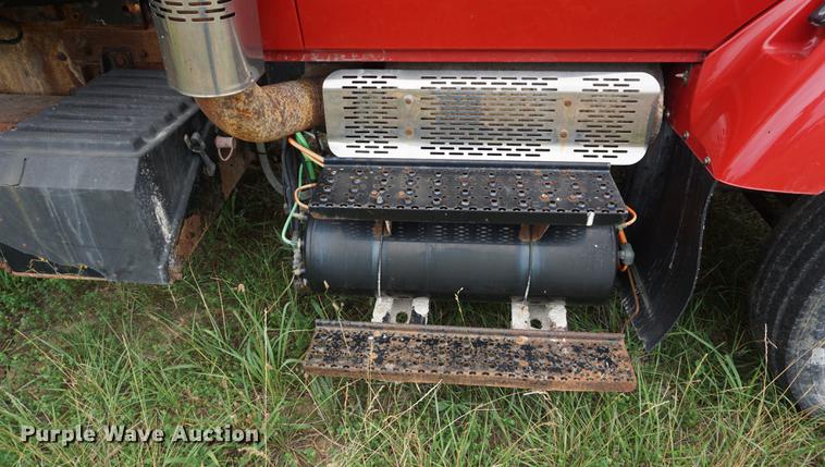 image for item DD7781 2006 International 7400 dump truck