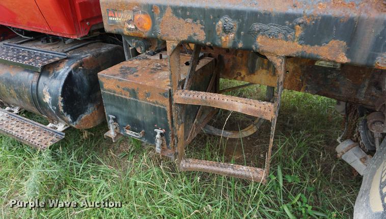 image for item DD7781 2006 International 7400 dump truck