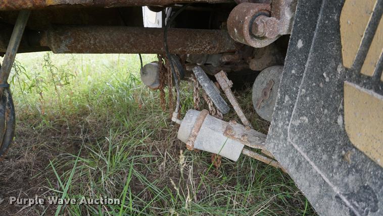 image for item DD7781 2006 International 7400 dump truck