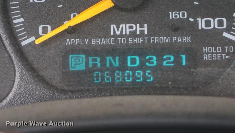 image for item DD7782 2001 Chevrolet Silverado 1500 pickup truck